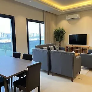  شقة Luxurious North